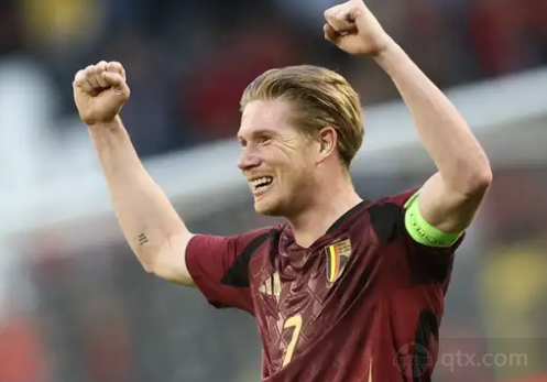 回顾一下樊振东与王楚钦的经典大战！ 王之暴冲vs稳如胖山！确实相当精彩