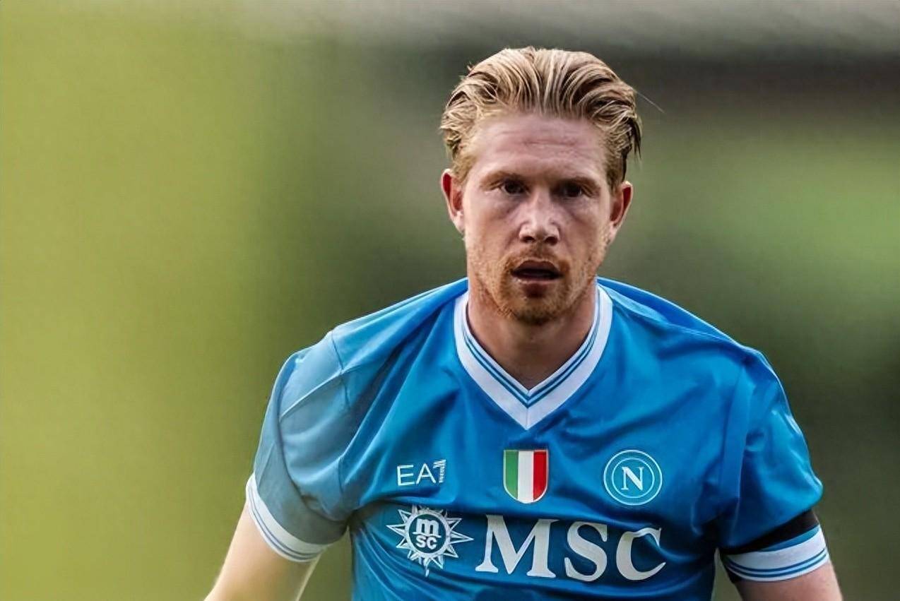 太阳报：C罗日收入48.8万英镑，与摩根采访时戴的手表值110万英镑